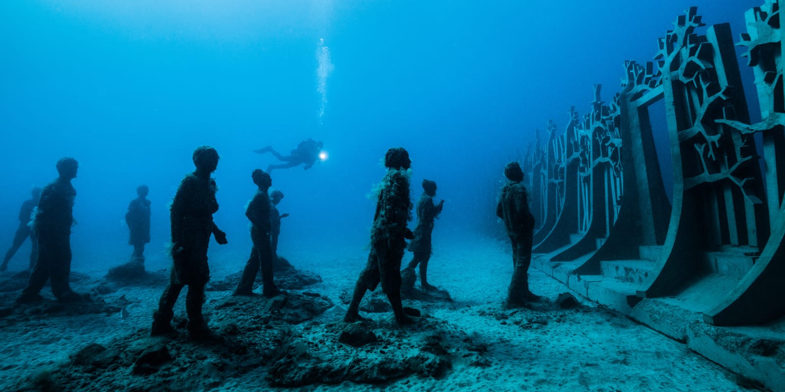 Estatues of the Museo Atlántico scuba diving of Playa Blanca Lanzarote