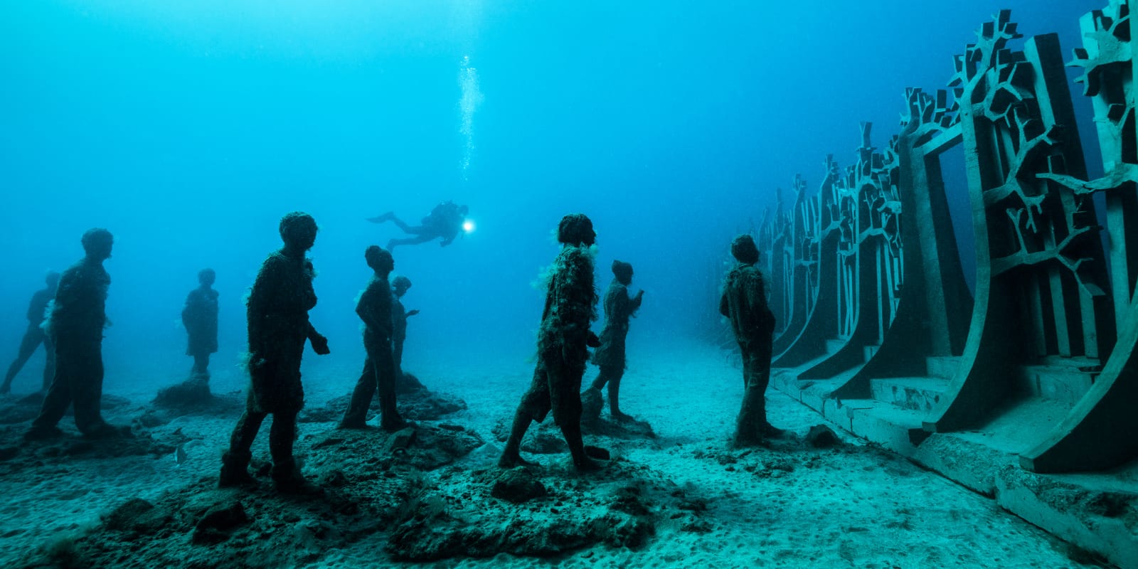 Estatues of the Museo Atlántico scuba diving of Playa Blanca Lanzarote